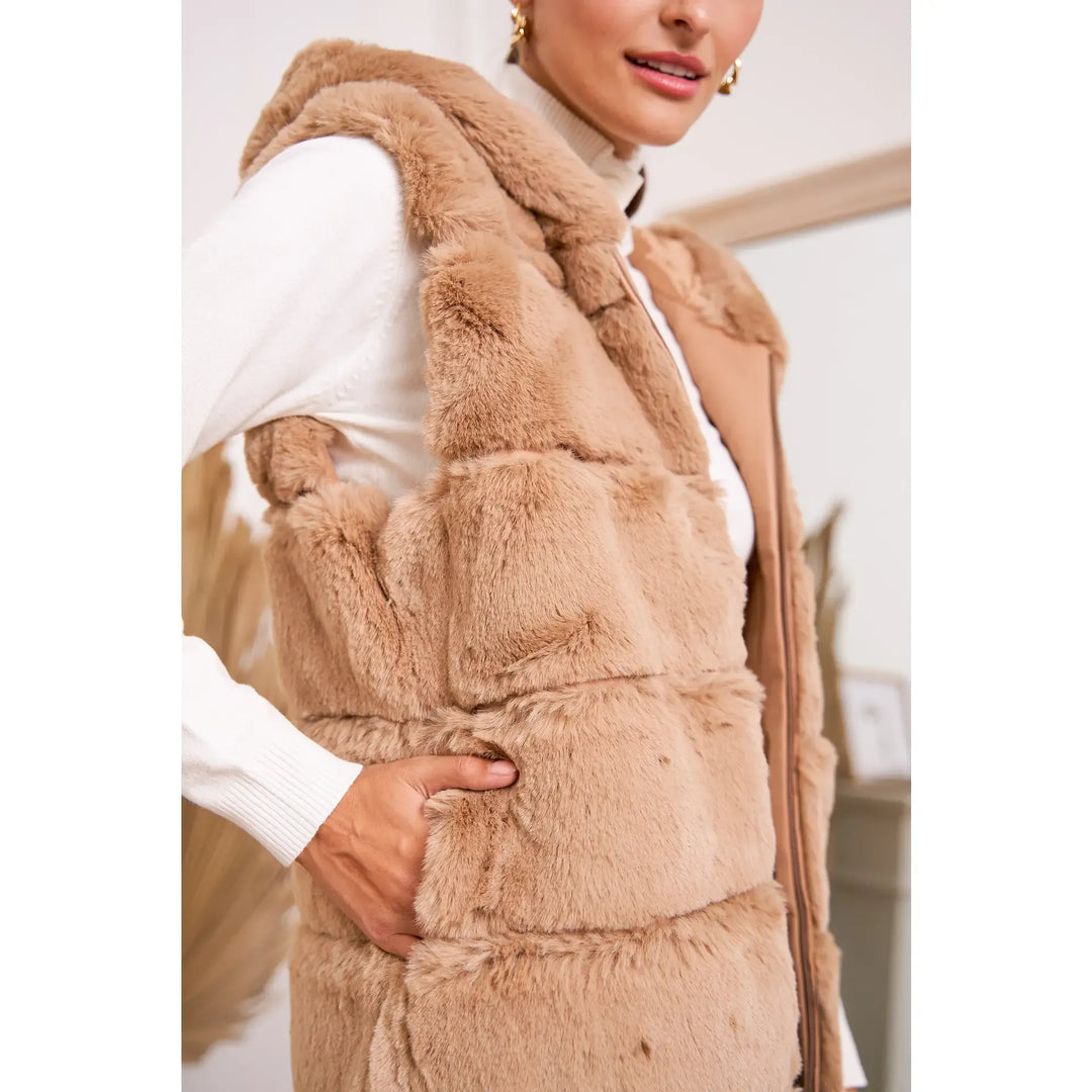 Luxe Faux Fur Vest-Camel