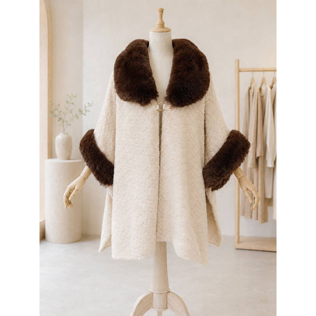 Luxe Faux Fur Cape-Ivory