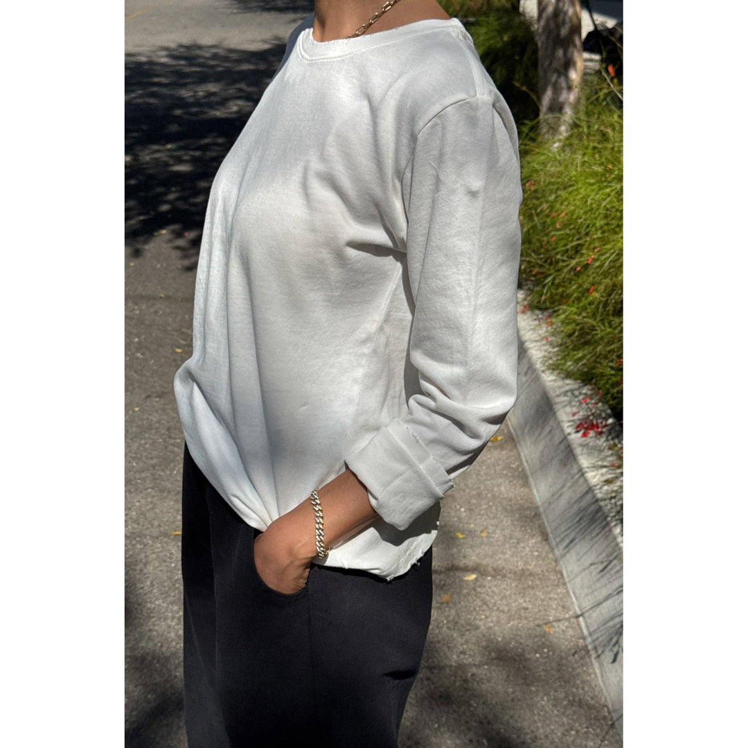 Everyday tee long sleeve soft off-white sweatshirt with relaxed fit and rolled-up cuffs for comfortable wear