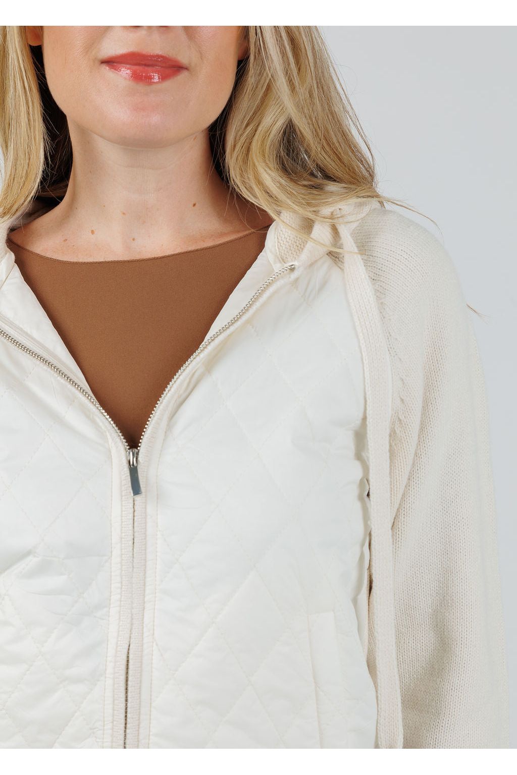 Elliott Lauren Quilted Zip Front Sweater - Cream